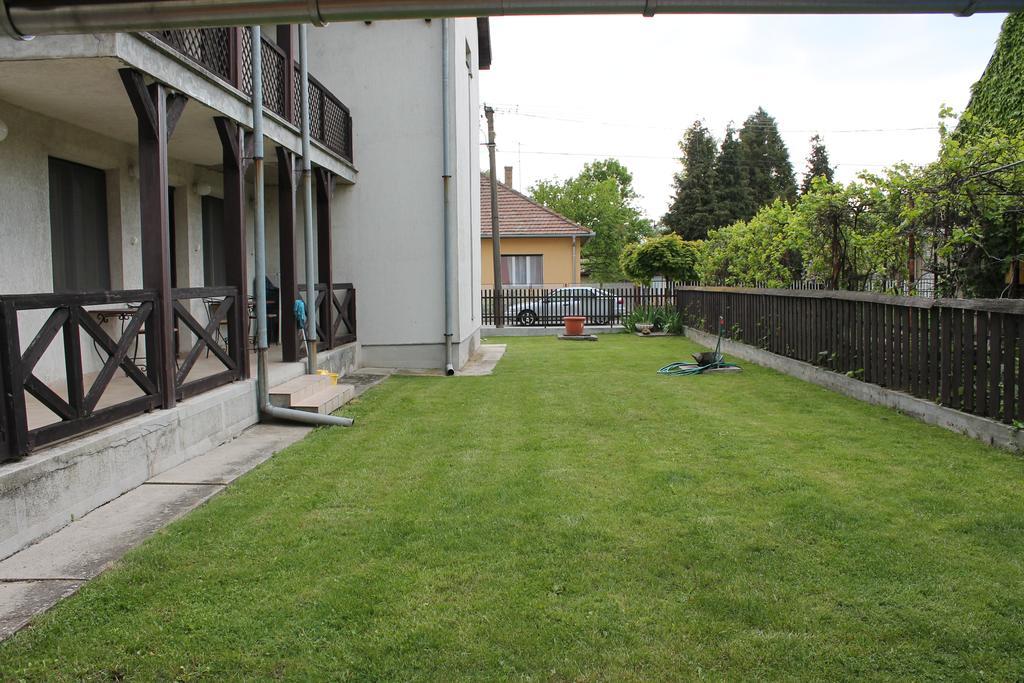 Bestapartman Apartment Balatonboglár Cameră foto